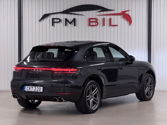 Porsche Macan S 4 of 30