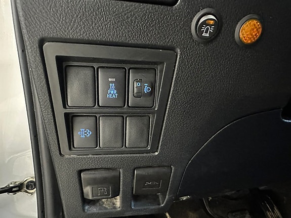 Toyota HiLux 19 of 20