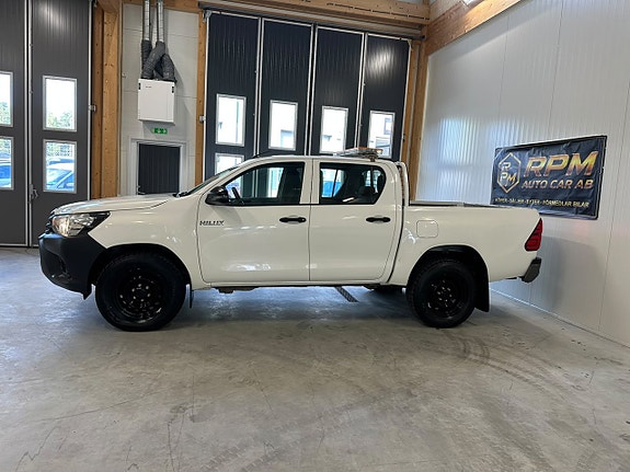 Toyota HiLux 3 of 20