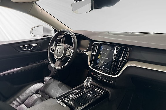 Volvo V60 10 of 21