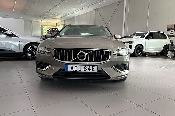 Volvo V60 12 of 21