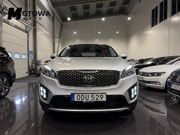 Kia Sorento 4 of 23