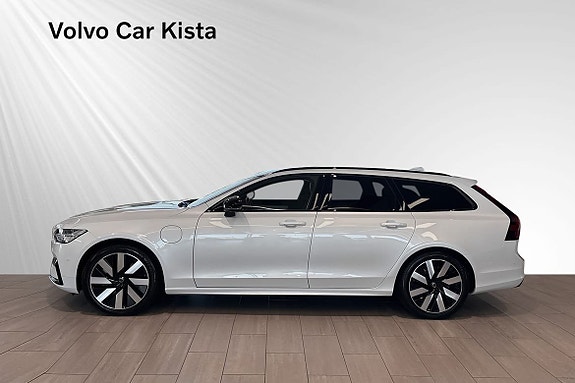 Volvo V90 3 of 30
