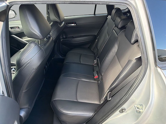 Toyota Corolla Cross 9 of 28