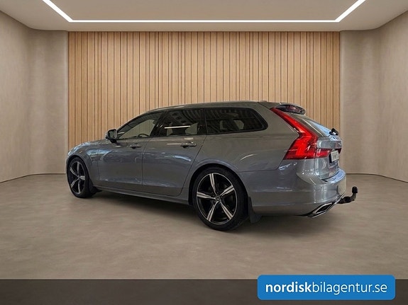 Volvo V90 3 of 12