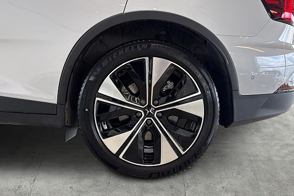 Polestar 2 6 of 28