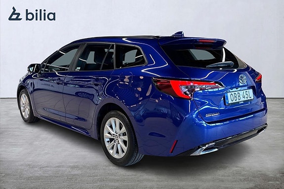 Toyota Corolla 2 of 21
