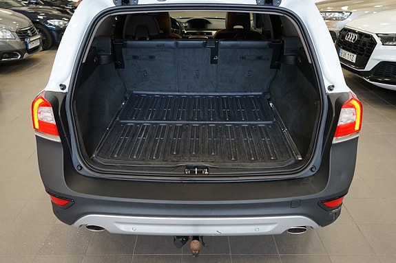Volvo XC70 7 of 20