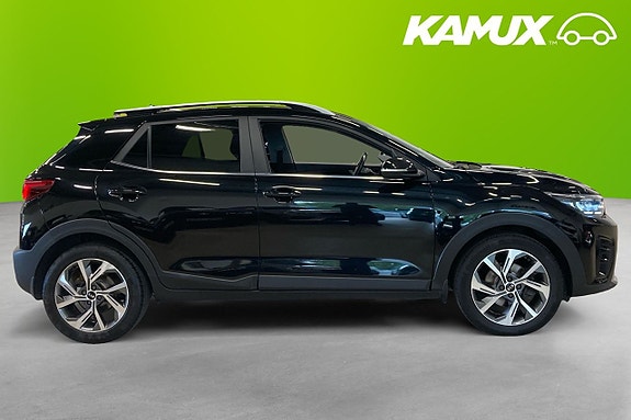 Kia Stonic 2 of 22