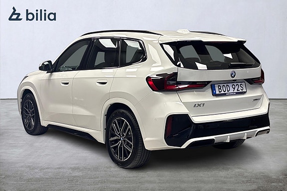 BMW X1 4 of 15