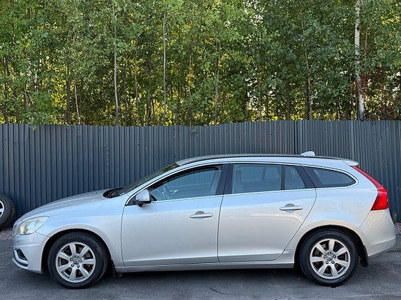 Volvo V60 3 of 10
