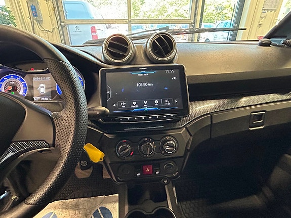 Aixam Coupe GTI Backkamera / Värmare / Baslåda / Carplay / Nyservad 9 of 15