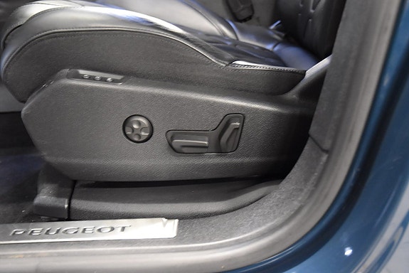 Peugeot 3008 16 of 28