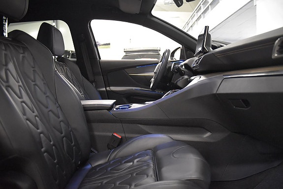 Peugeot 3008 13 of 28