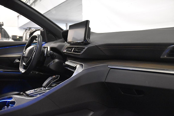 Peugeot 3008 8 of 28