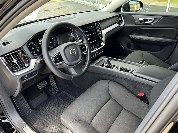 Volvo V60 Cross Country 10 of 10