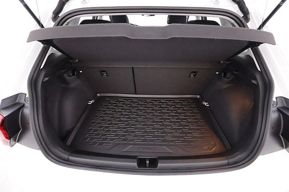 Volkswagen Polo 9 of 18