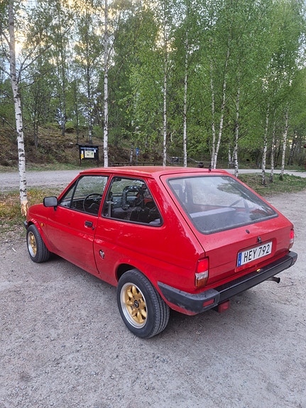 Ford Fiesta 5 of 6