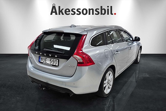 Volvo V60 5 of 10