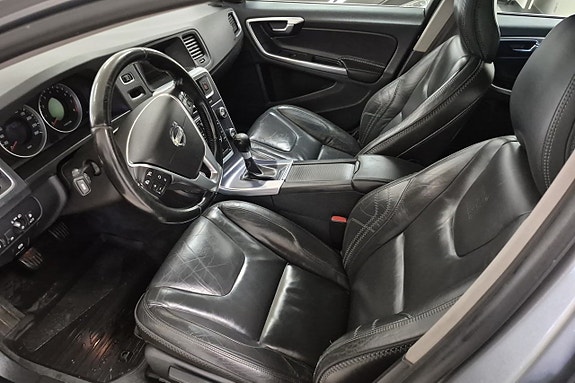 Volvo V60 7 of 10