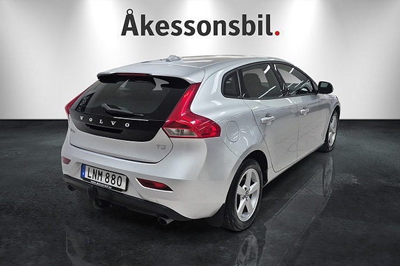 Volvo V40 5 of 9