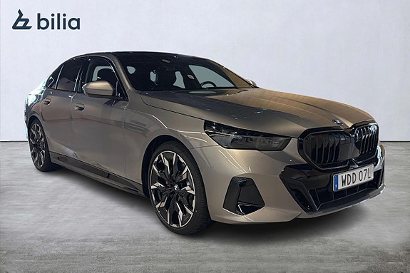 BMW 530e 18 of 18