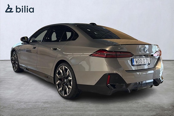 BMW 530e 2 of 18