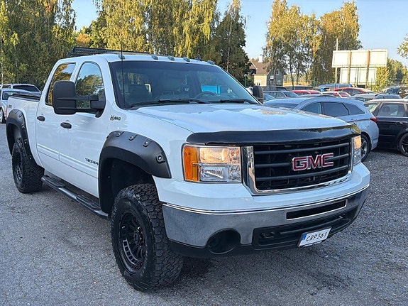 GMC Sierra 15 of 30