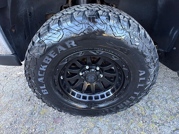 GMC Sierra 21 of 30