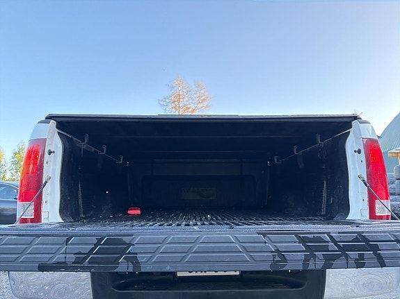 GMC Sierra 25 of 30