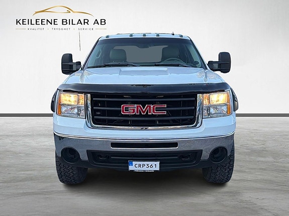 GMC Sierra 4 of 30