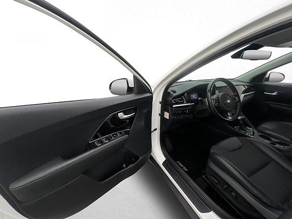 Kia Niro 9 of 30