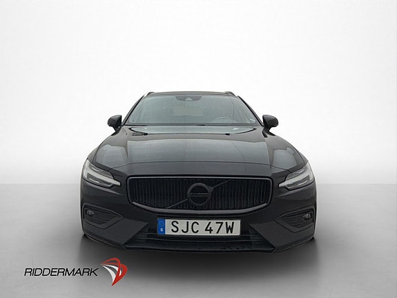 Volvo V60 2 of 30