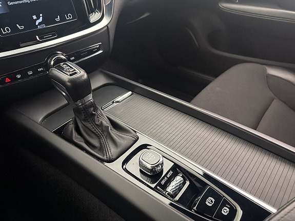 Volvo V60 22 of 30