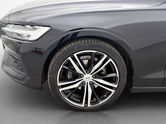 Volvo V60 28 of 30