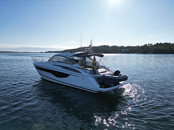 Princess V40 - 2 x Volvo Penta D6-370 4 of 24