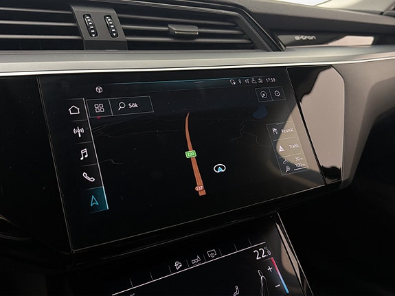 Audi e-tron 19 of 30