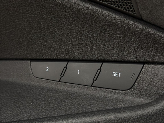 Audi e-tron 13 of 30