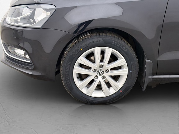 Volkswagen Polo 21 of 22