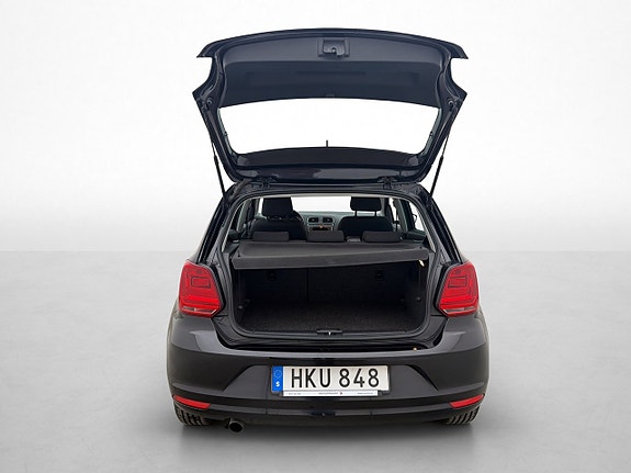 Volkswagen Polo 18 of 22