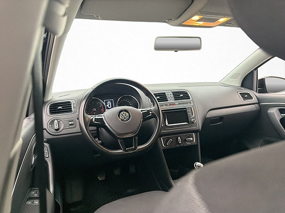 Volkswagen Polo 11 of 22
