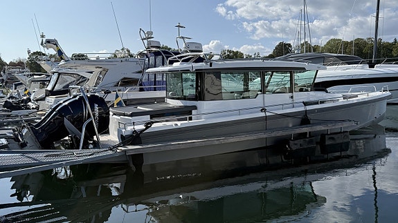 Axopar 37 Aft Cabin -2018 4 of 17