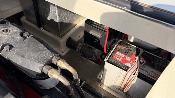 Aquador 23 DC / Volvo Penta 5,0 GXI -04 10 of 10