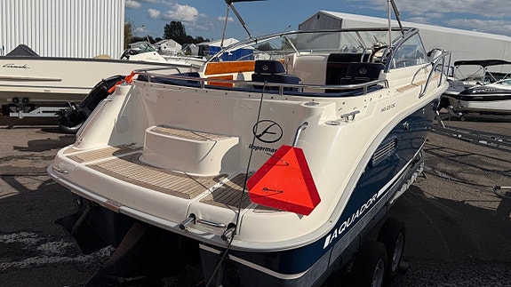 Aquador 23 DC / Volvo Penta 5,0 GXI -04 6 of 10