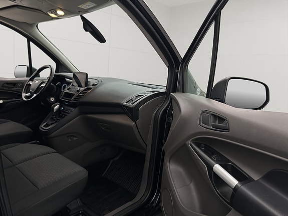 Ford Transit Connect 28 of 30
