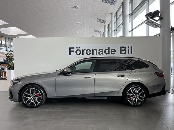 BMW i5 3 of 15