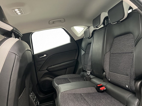 Renault Captur 26 of 30