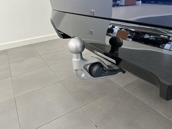 BMW i5 15 of 16
