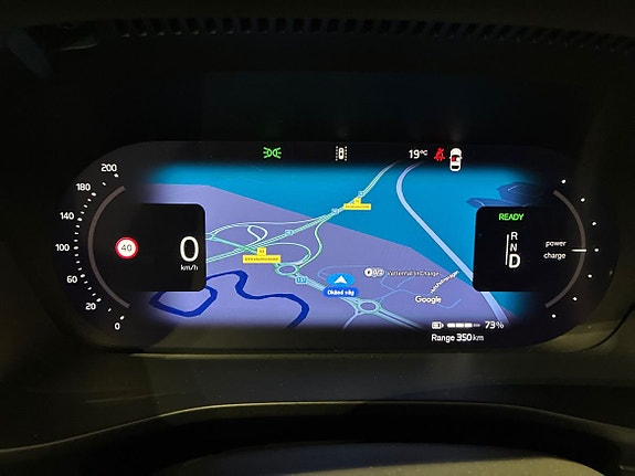 Volvo XC40 11 of 18