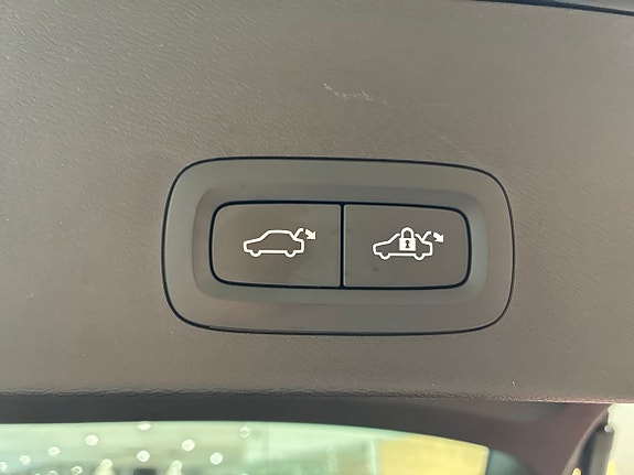 Volvo XC40 14 of 18